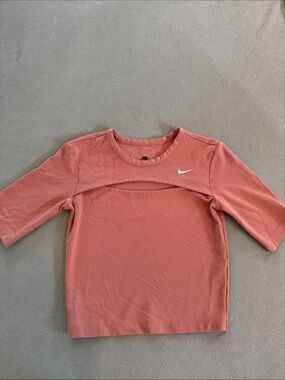 Nike Coral Cutout Short Sleeve crop top